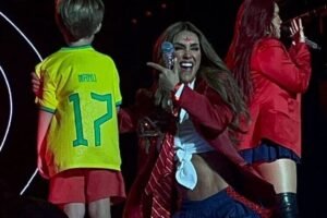 anahi-regreso-a-los-escenarios-con-rbd