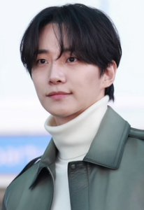 lee-jun-ho-exito-de-the-red-sleeve-y-carrera-musical